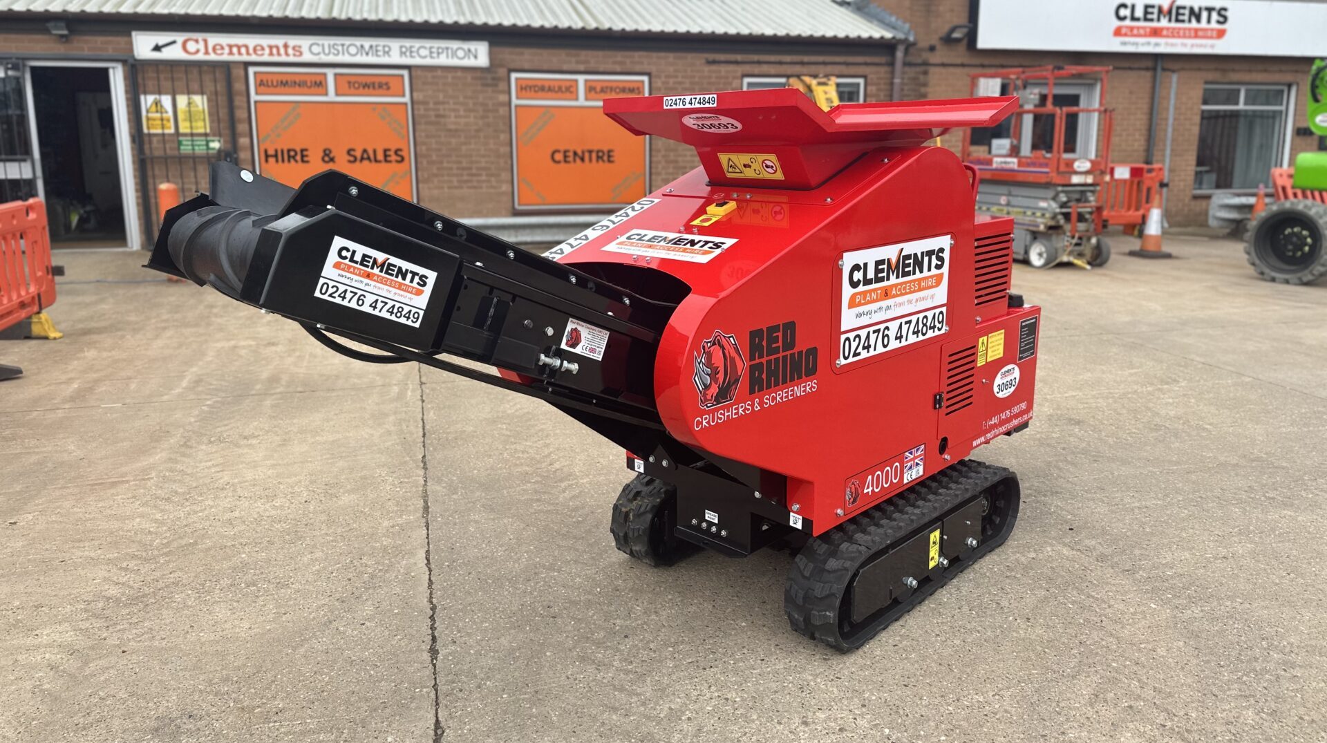 For cost effective concrete crusher hire in coventry, call Clements Plant & Access Hire on 02476 474849.