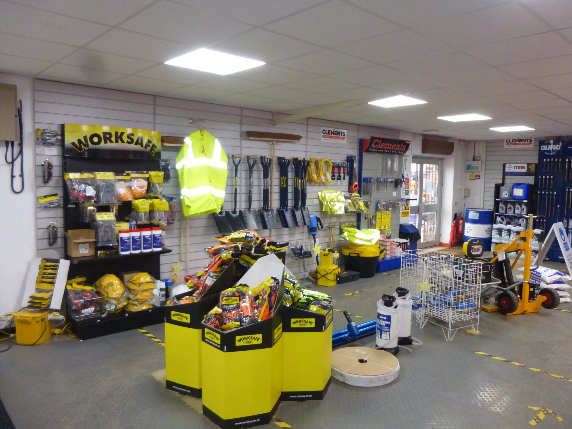 If you're looking for diy and construction site consumable equipment sales in Coventry, we stock a range of tools, PPE, Fuel and accessories.